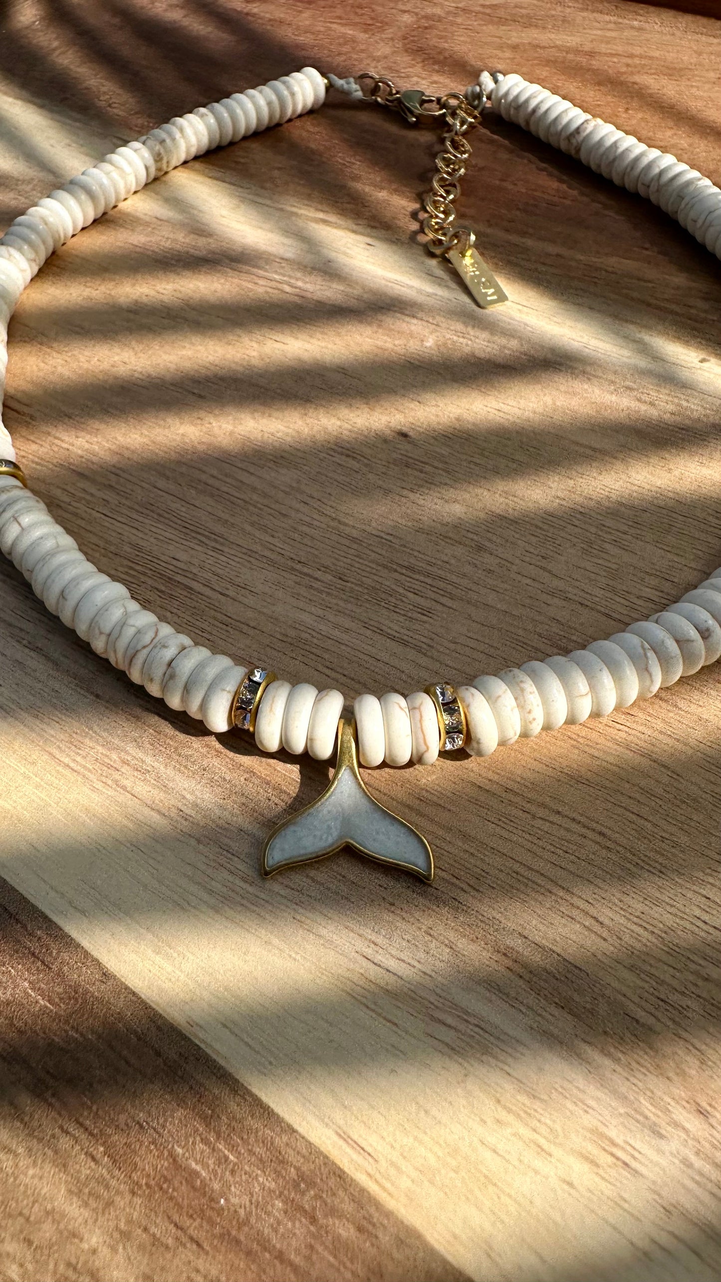 שרשרת WHITE WALE